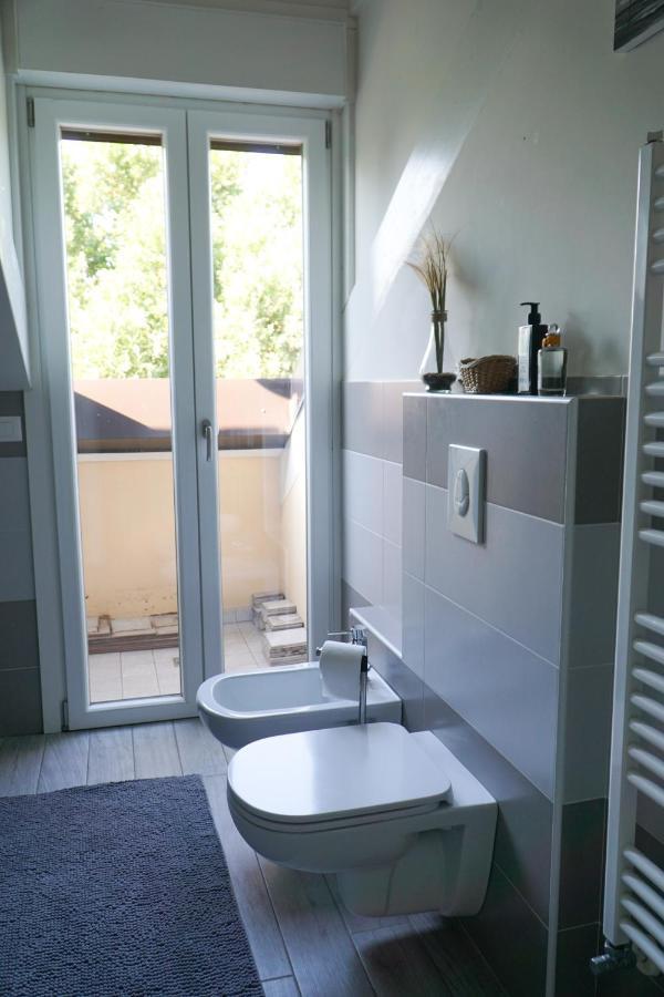 Cozy With Mole & Hill View Apartment